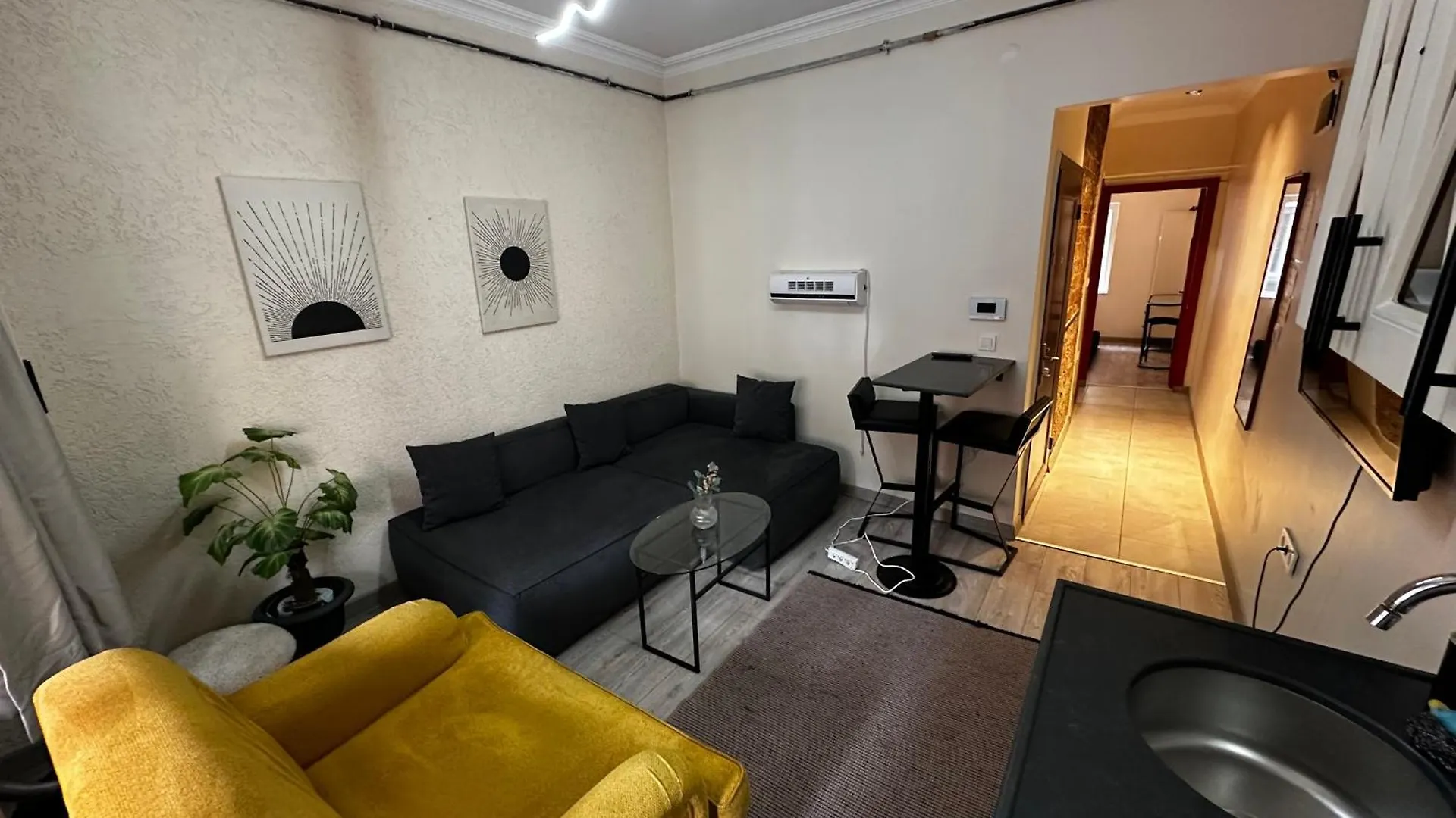 Taksim White Suit اسطنبول فندق